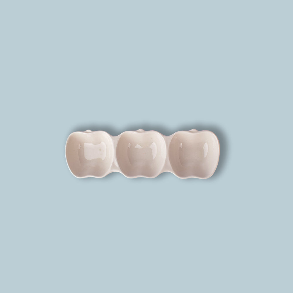 3 Apple Shaped Bowls 21x9cm