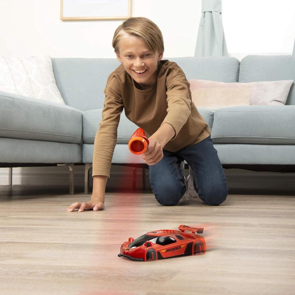 Air Hogs Zero Gravity Laser, Laser-Guided Real Wall-Climbing Race Car, Red-Large