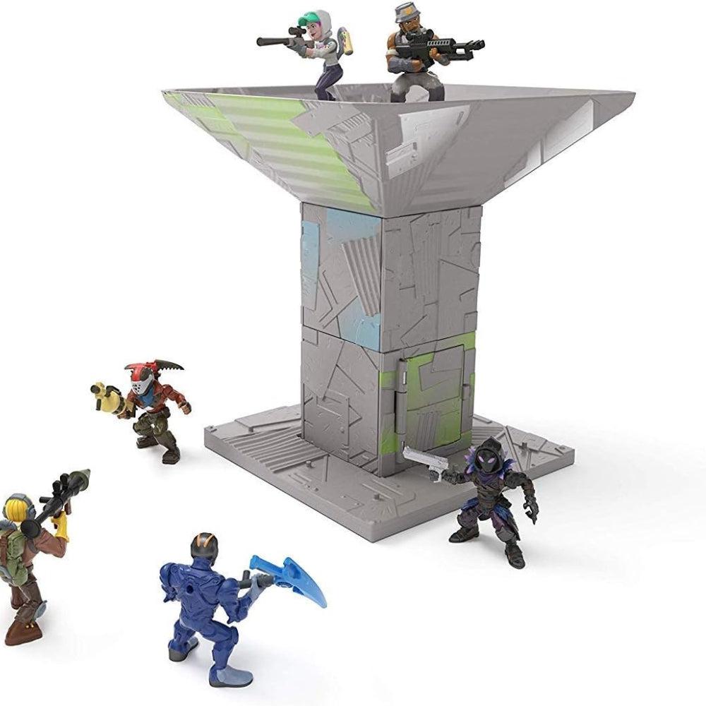 Fortnite Battle Royale Collection: Port-A-Fort Playset & Infiltrator Figure