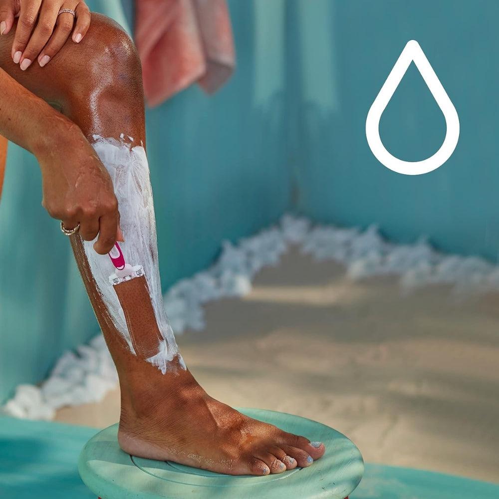 Gillette Venus Disposable Razors For Women With 3 Blades And Moisture Strip 3 Pcs