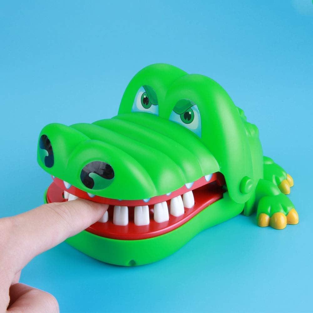 Greewo Crocodile Mouth Bite Finger Game Toys Funny Shark Bulldog Dentist Bite Finger Game Joke Toy For Kids Family Prank - Green