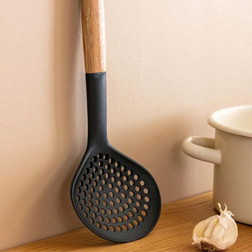 Nonstick Silicone Spatula, Non Scratch Flexible Edge for Pans, Slip Resistant comfortable Wooden Handle