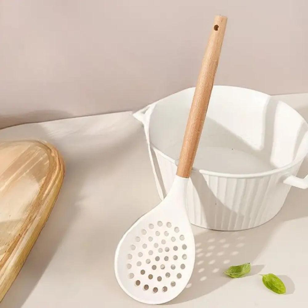 Snowy Blend Spatula