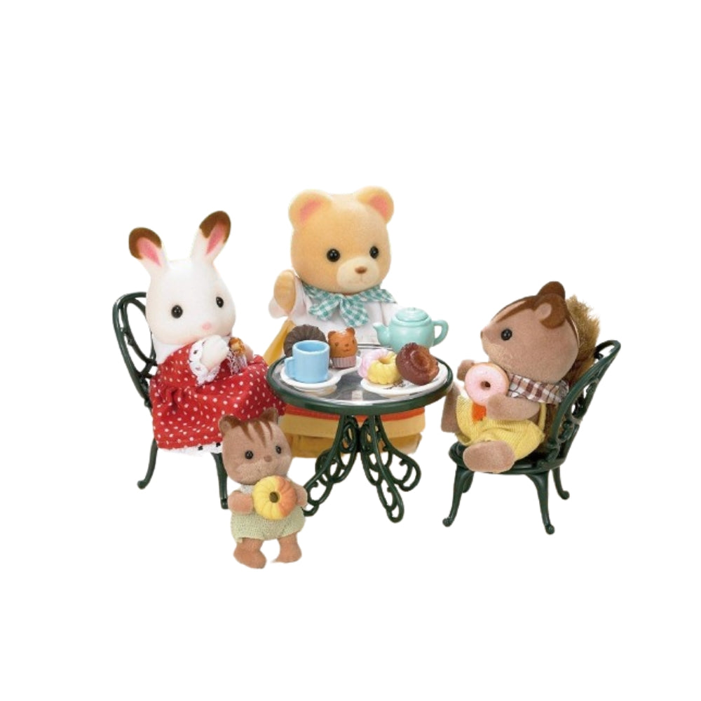 Sylvanian Families Doughnut Store Bear Mother