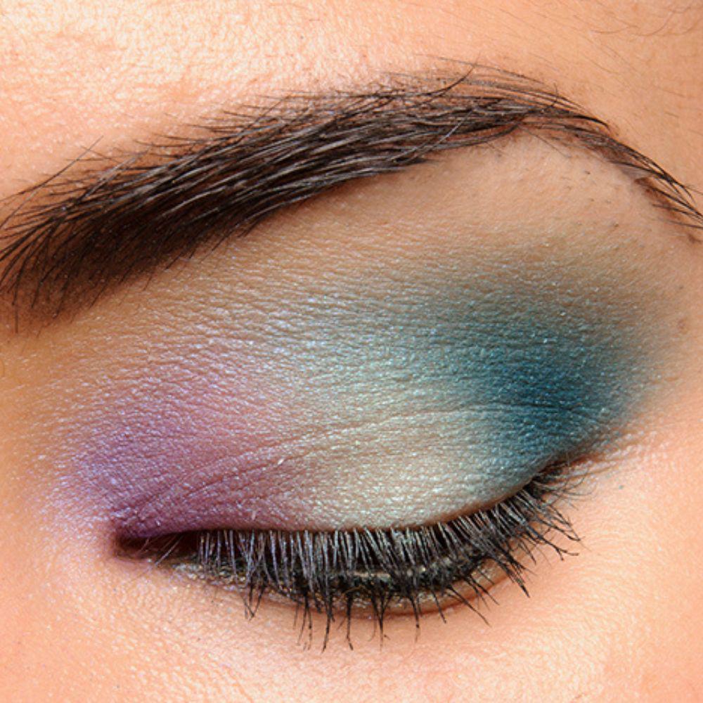 The Balm Balm Voyage Makeup Palette Review, Photos, Swatches