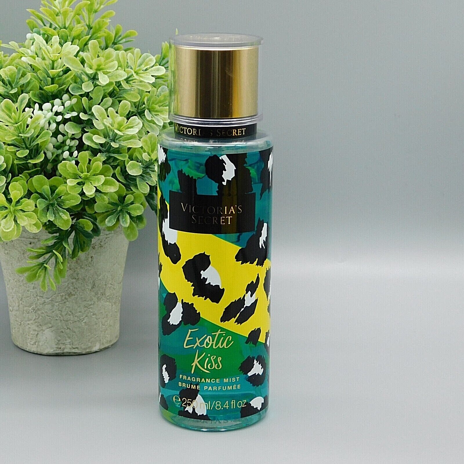 Victoria Secret Exotic Kiss